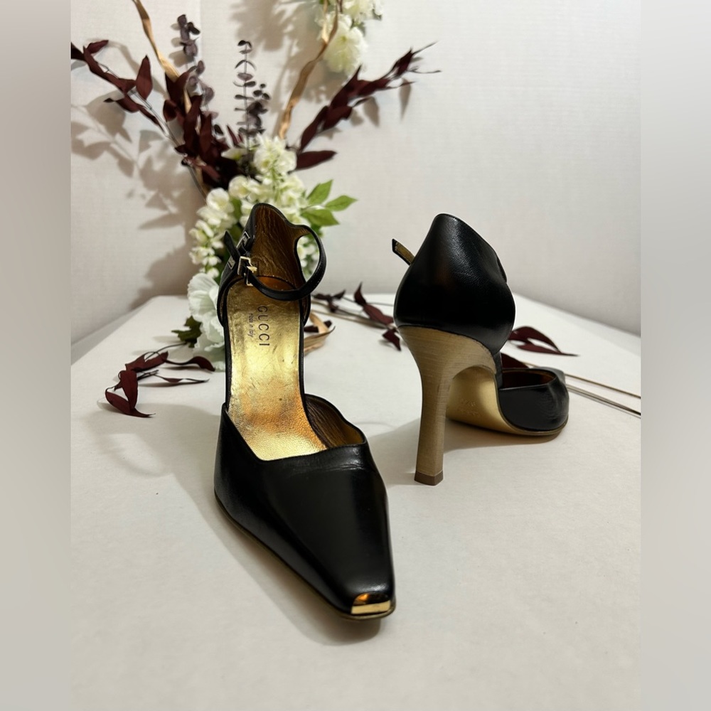 GUCCI Black Leather D'orsay Pump Ankle Strap Stacked Heel Sz 9.5 Gold Buckle/Tip
